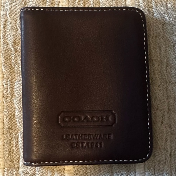 Coach Handbags - Coach wallet